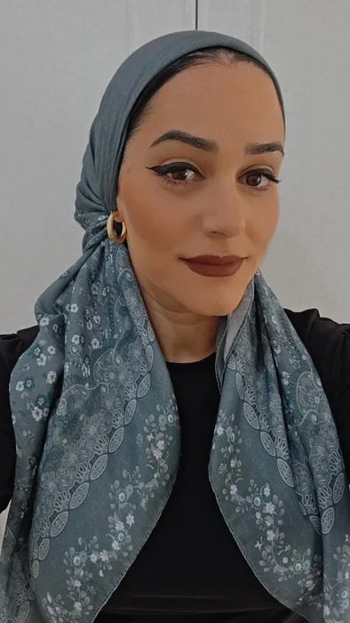 מטפחת דגם אביב טורקיז