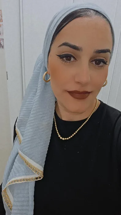 לונג שרשרת זהב תכלת