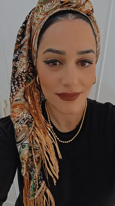 מטפחת לונג דגם נוב רקע חום