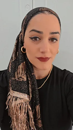 מטפחת לונג עלים סיומת פרנזים