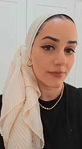 מטפחת לונג נצנץ עדין בצבע שמנת